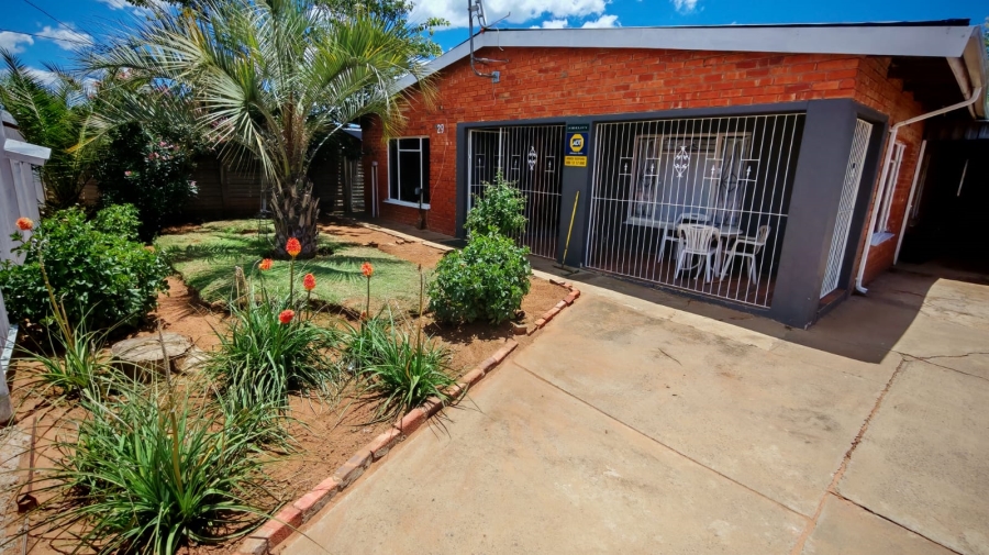 3 Bedroom Property for Sale in Heidedal Free State
